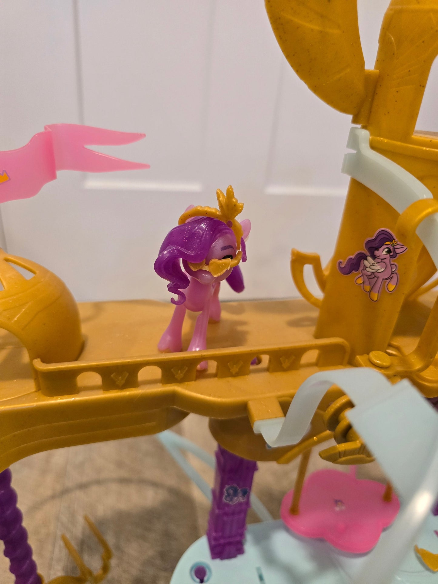 #131 REDUCED My little pony A new generation movie royal racing zipline