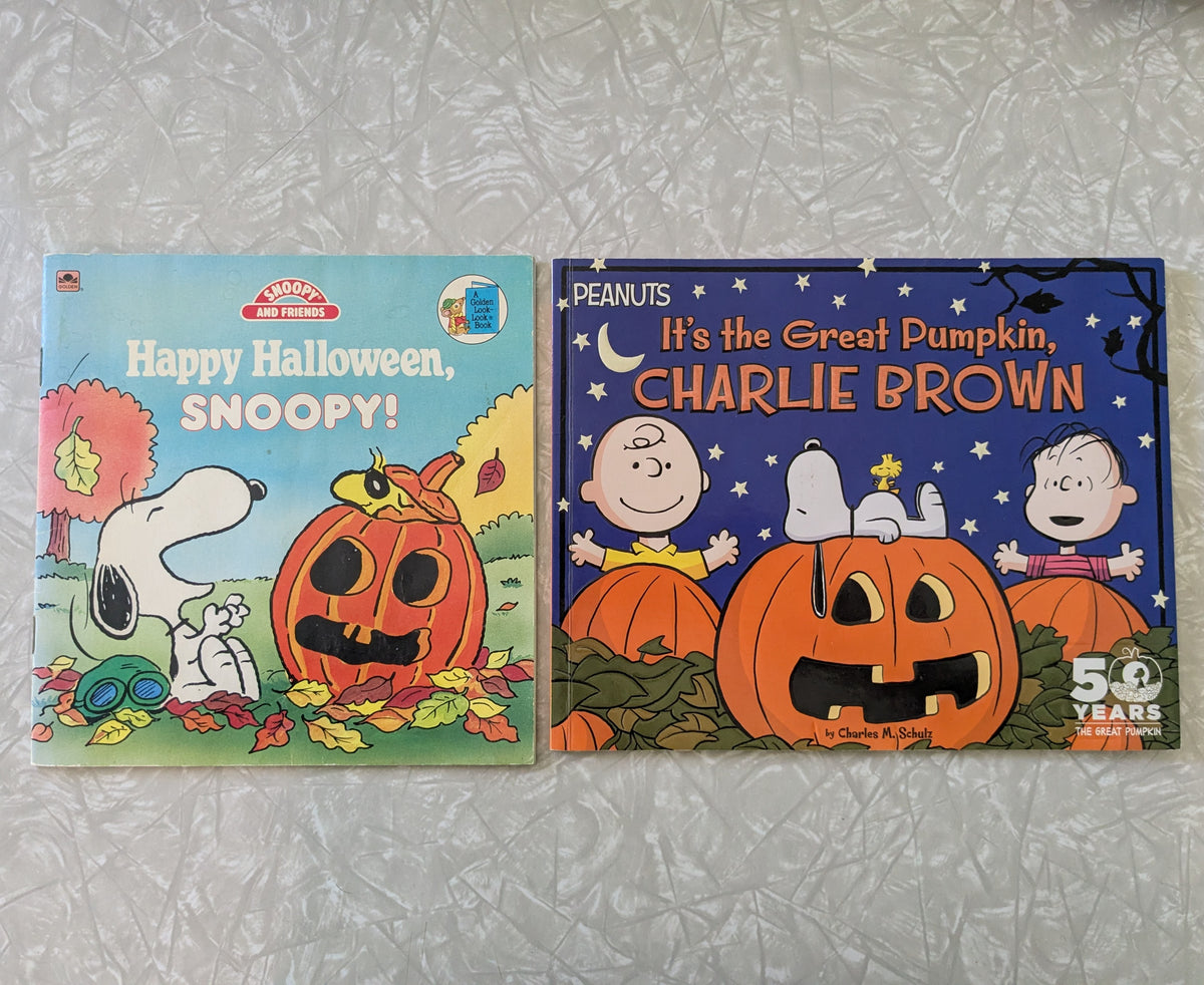 #61 Charlie Brown Snoopy Halloween Paperbacks