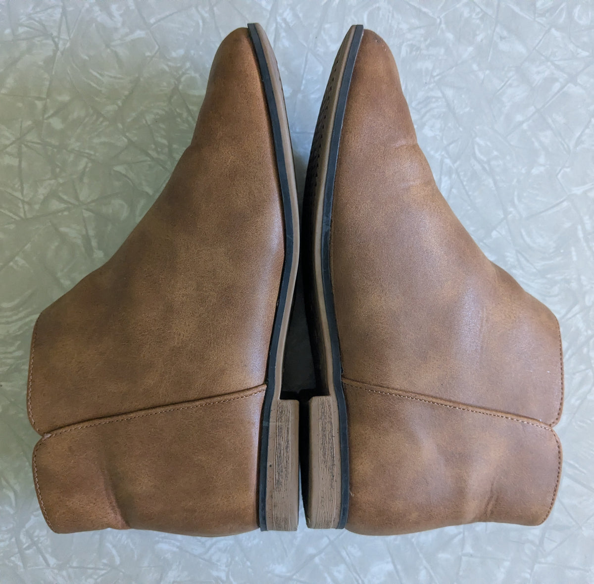 #61 Cat & Jack Girls 4 Brown Fashion Boots