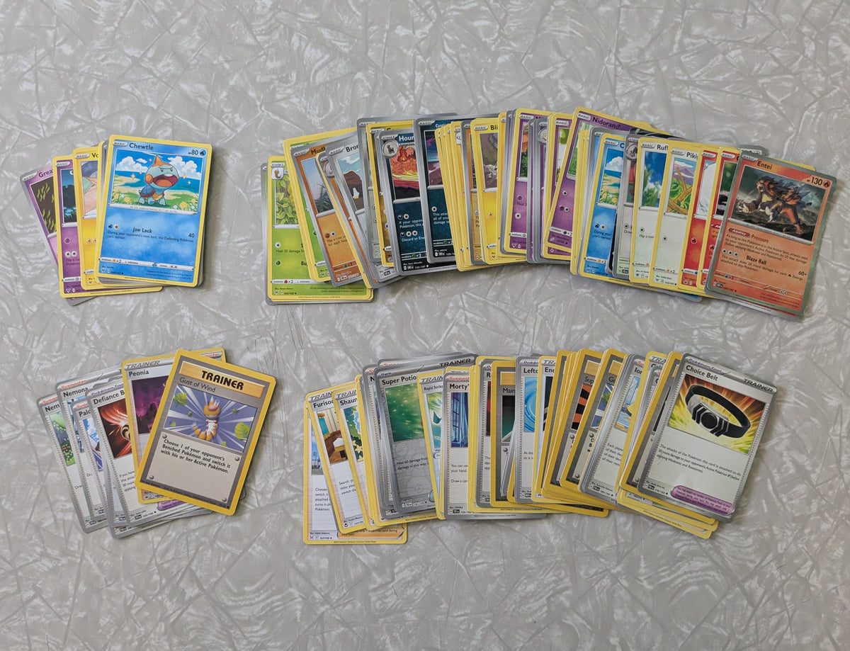 #61 Large Lot of Pokemon Cards