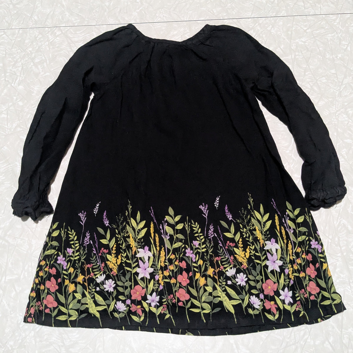 #61 Old Navy 3T Lightweight Long Sleeve Black Floral Dress
