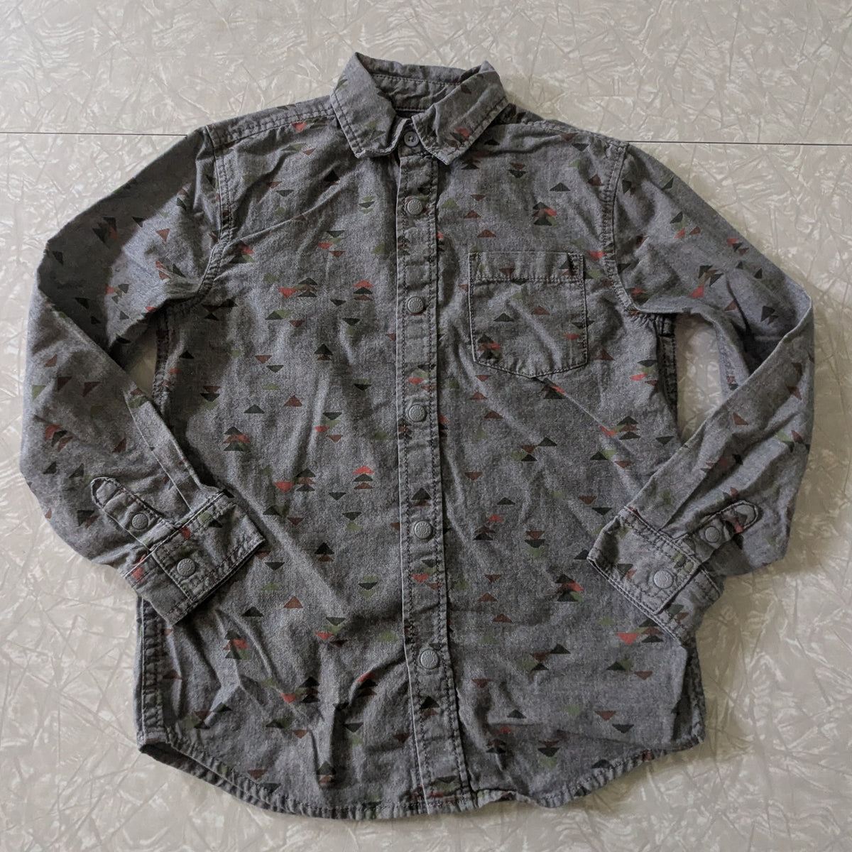#61 Gymboree Boys 5 Gray Button Down NWOT