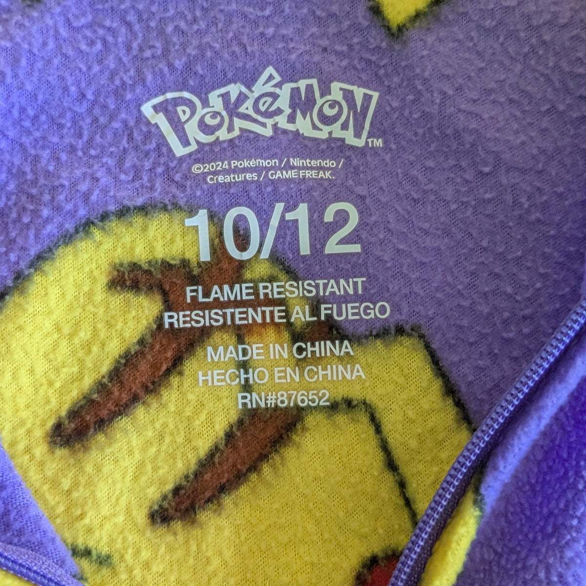 #61 Kids 10/12 Pokemon Pikachu Pajama Sleeper One Piece Purple Yellow