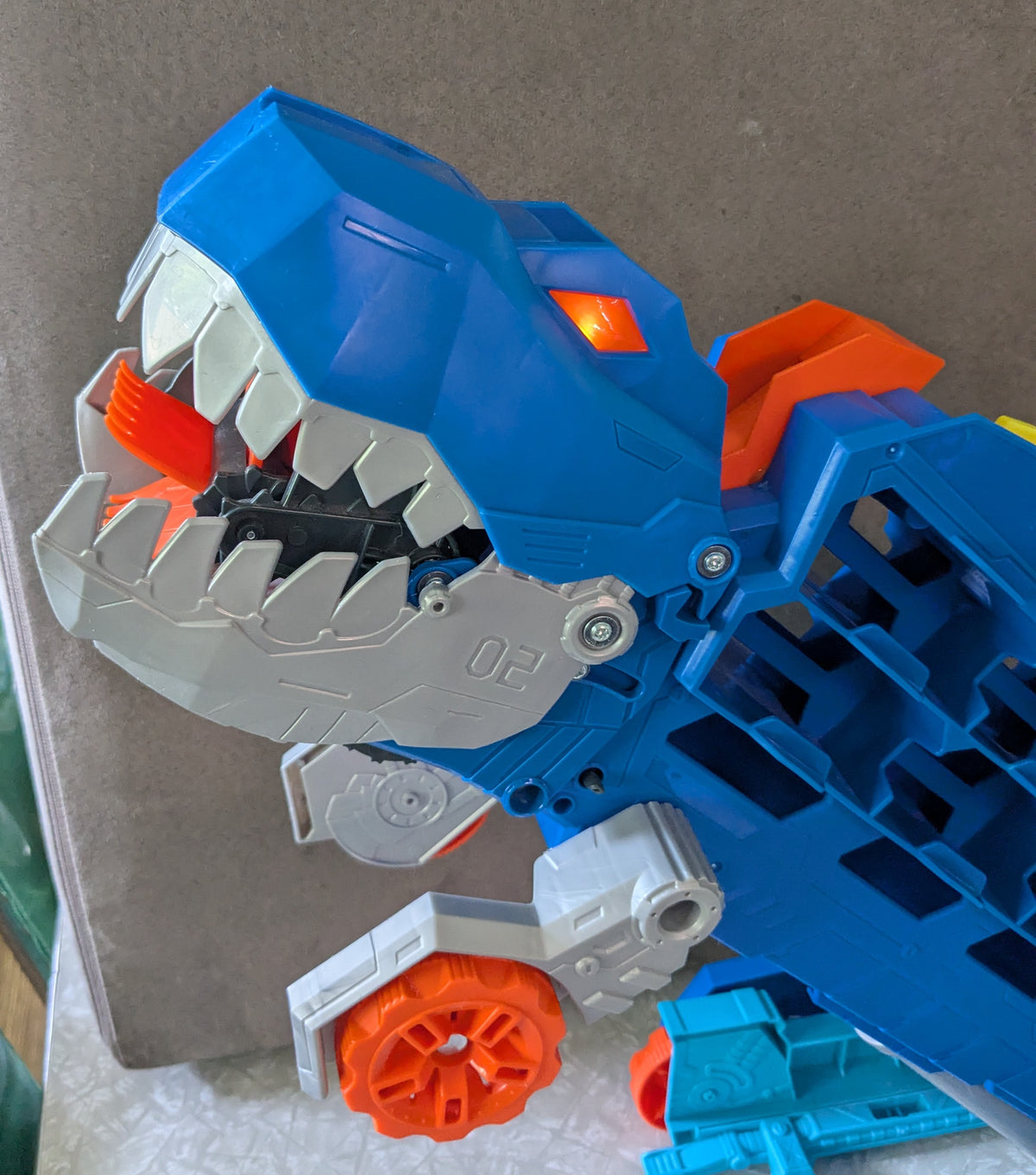 #61 Hot Wheels Ultimate T-Rex Transporter