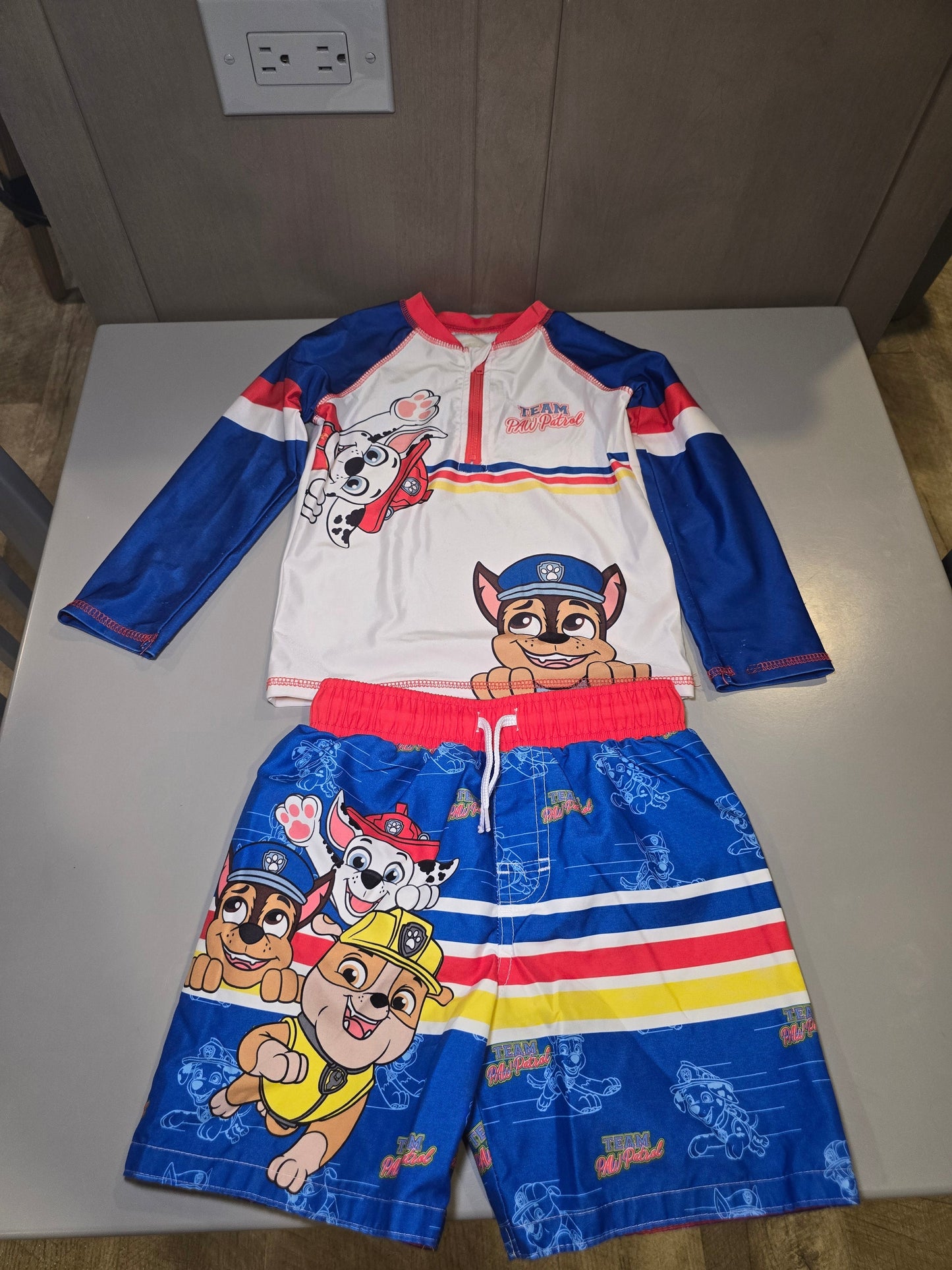 #131 Paw Patrol boys swimsuit sz 3T (fits big)