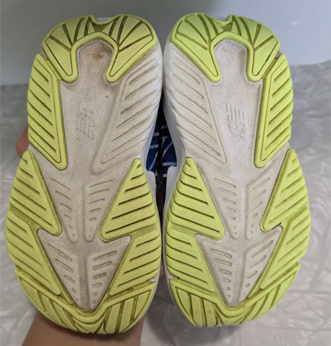 #61 Toddler 5 New Balance Sneakers Gym Shoes Blue Yellow