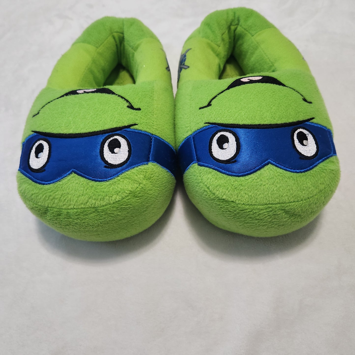 TMNT 2/3 Teenage Mutant Ninja Turtle Slippers