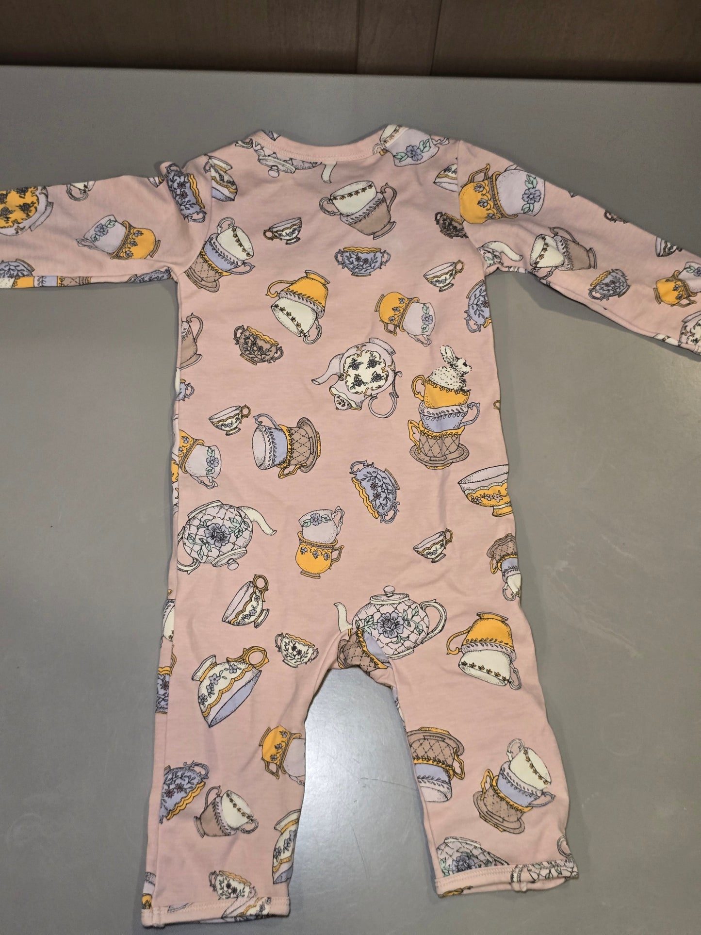 #131 Victoria Beckham for Target Teacup girls romper size 9M