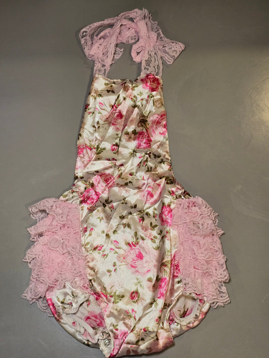 #131  Baby Gem floral Romper girls sz 6M