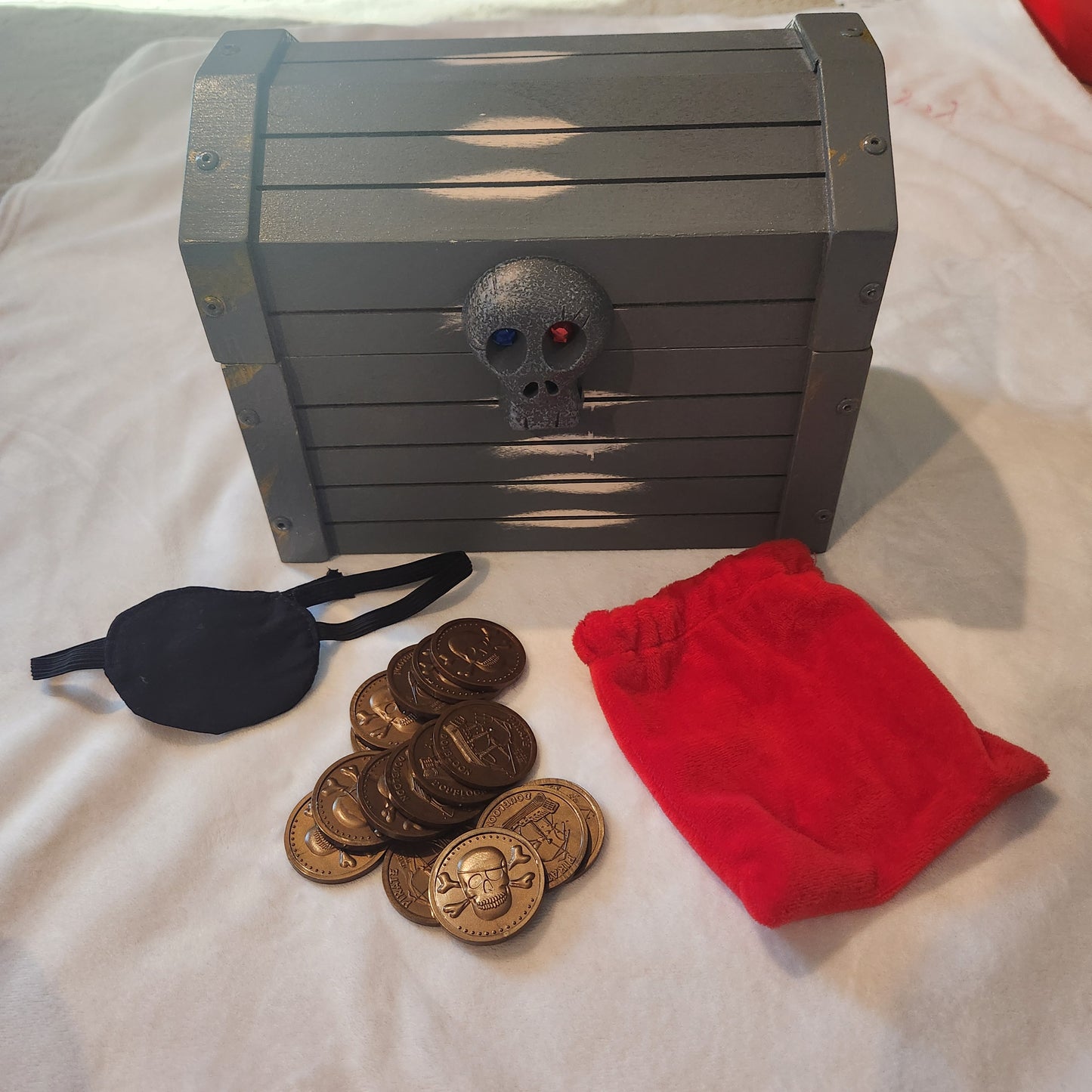 #49 Melissa & Doug Wooden Pirate Treasure Chest