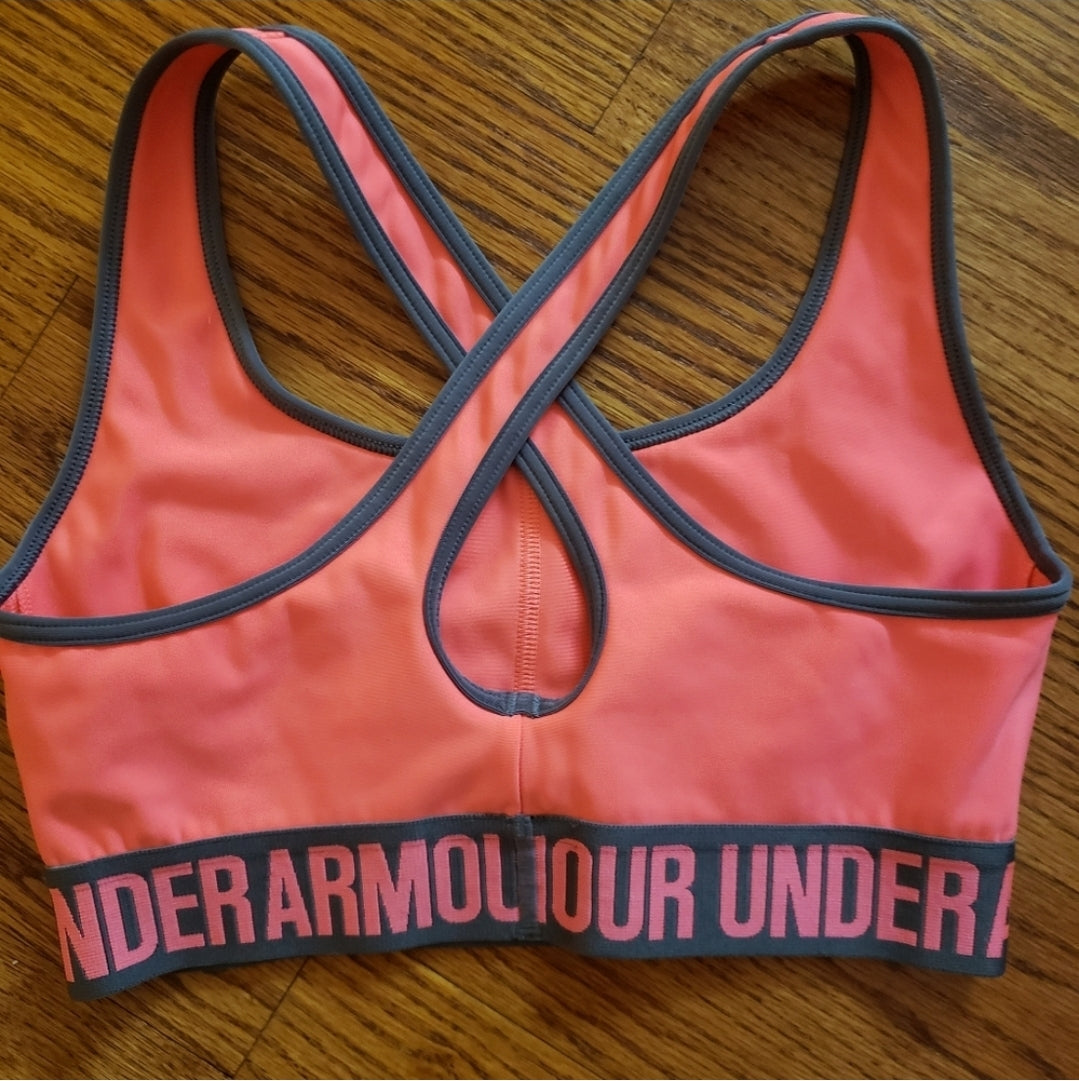 #49 Under Armour (Small) Racerback Sports Bra