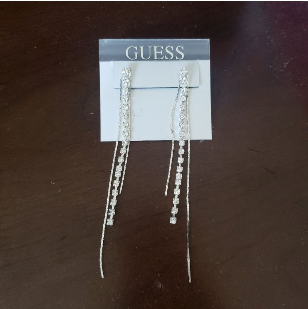 REDUCED!! #49 NWT Guess Diamond Stud Fashion Earrings