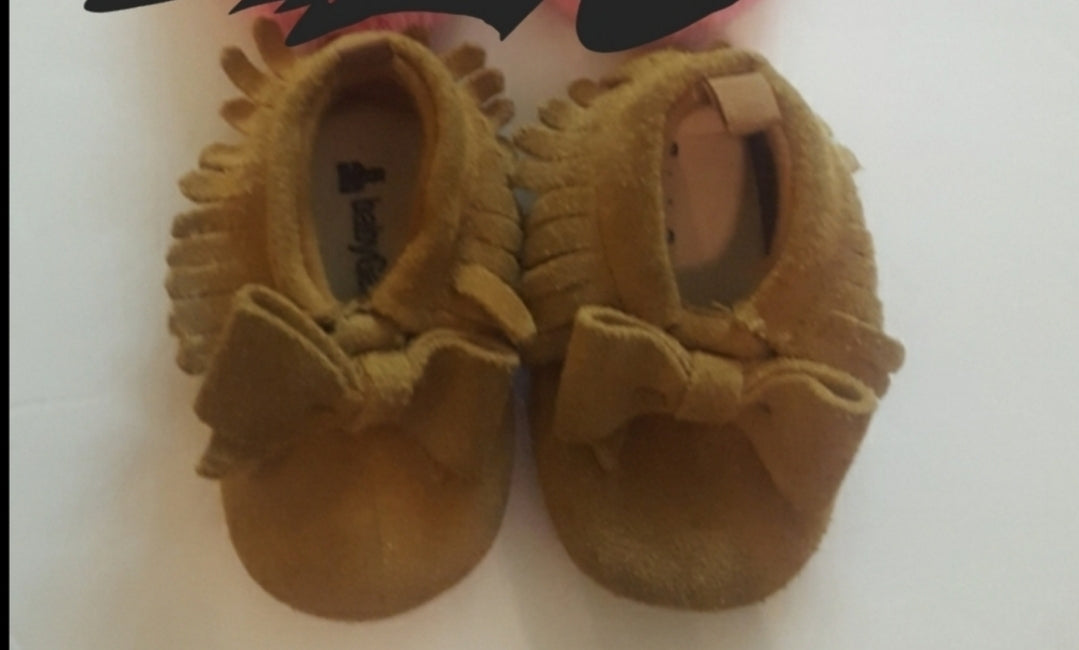 REDUCED!! #49 Baby Gap 3-6 Months Fringe Suede Moccasins