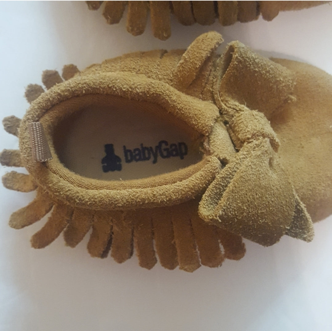 REDUCED!! #49 Baby Gap 3-6 Months Fringe Suede Moccasins