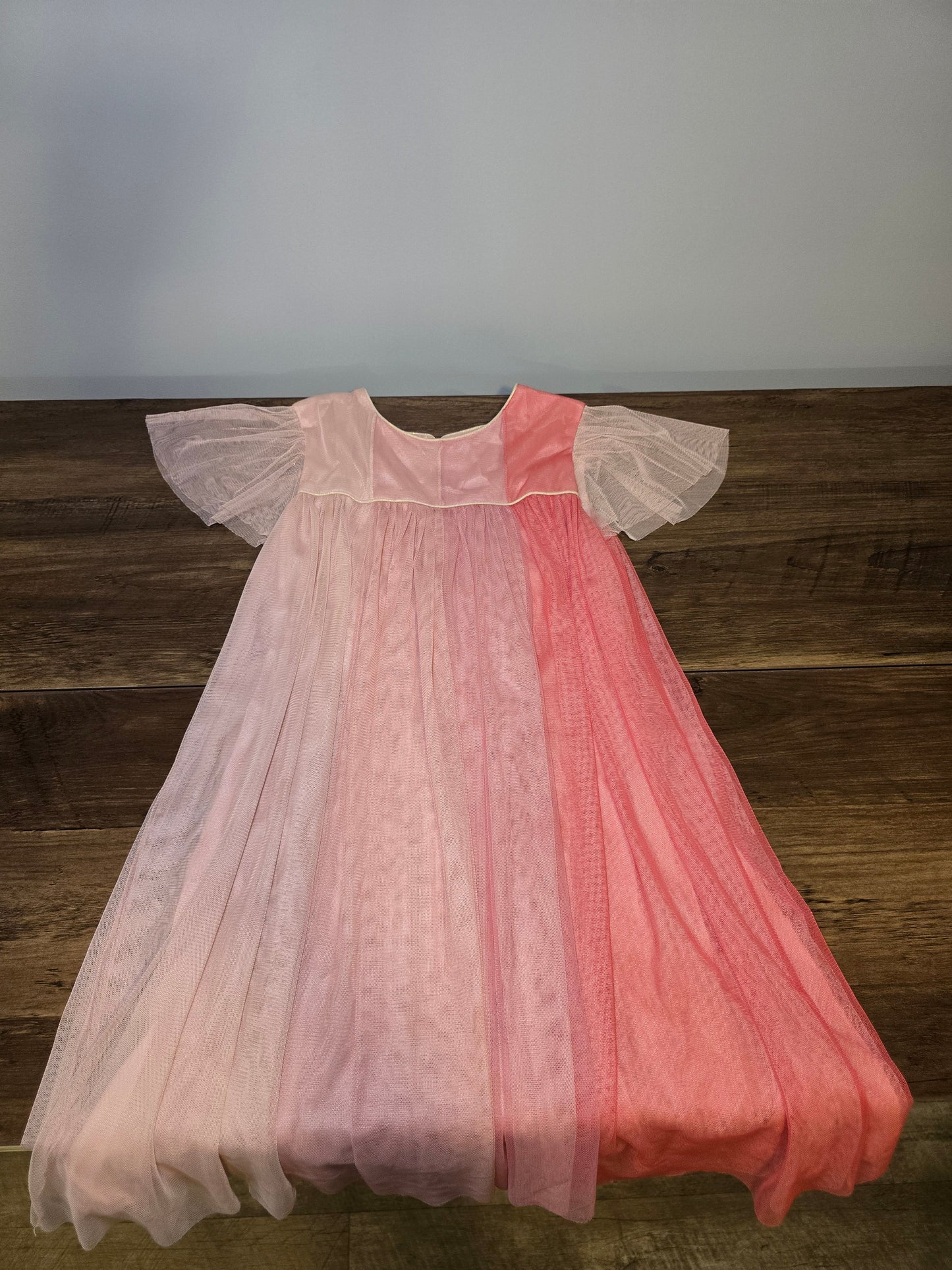 #131 REDUCED Mini Boden ombre dress sz 8 / 9