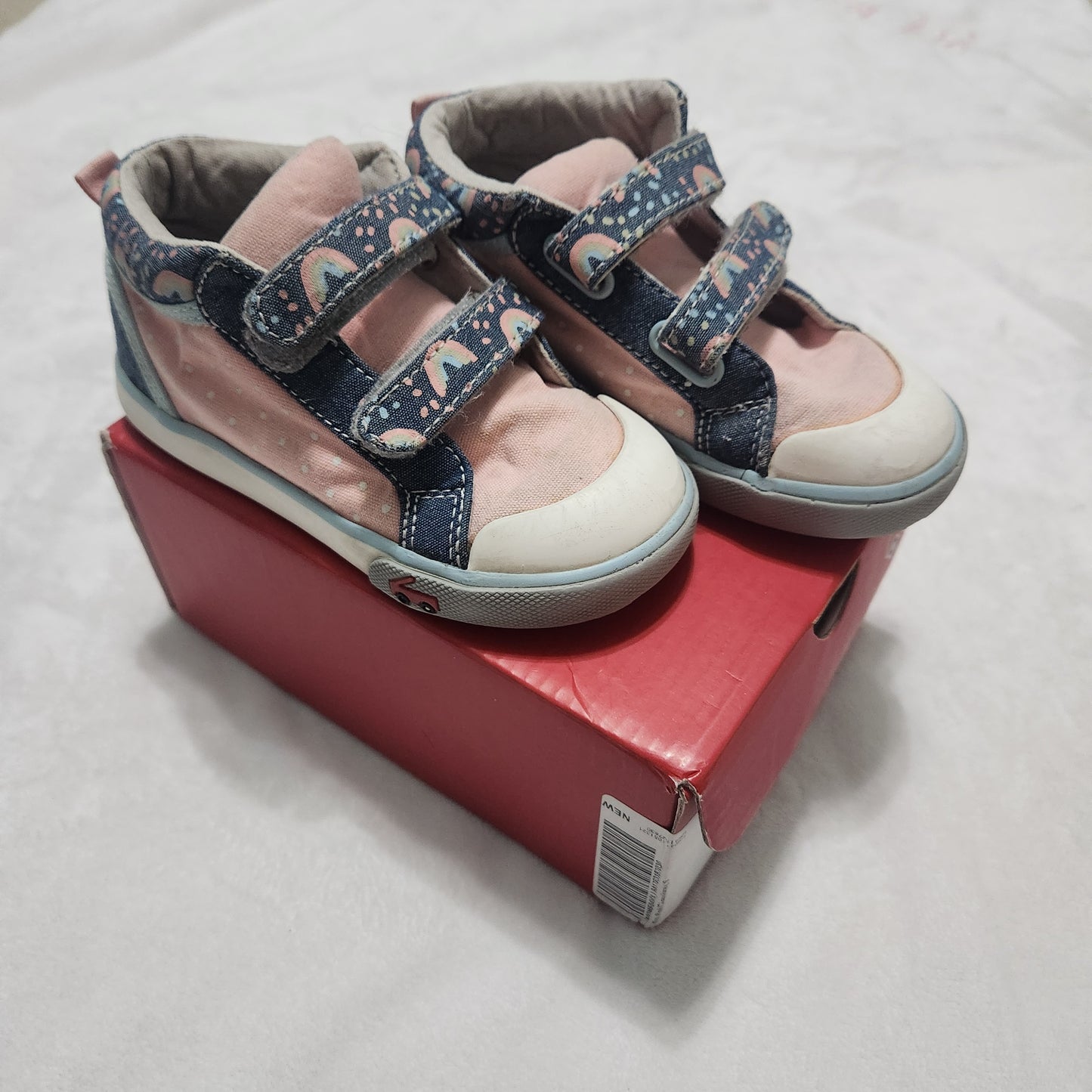 REDUCED! #49 See Kai Run Size 9 Kya Pink Chambray Hi Tops