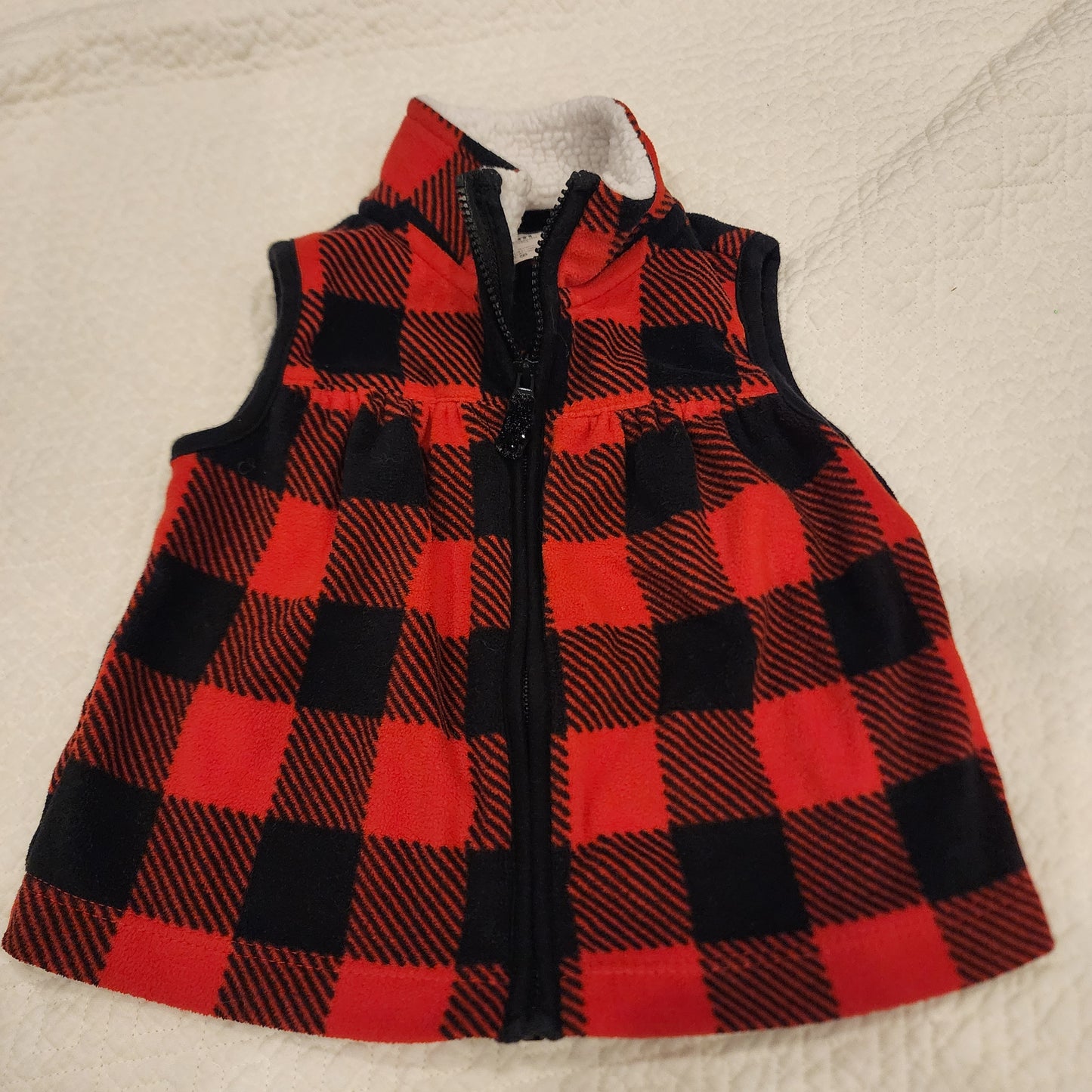 #3A girls Size 9 mo Carter's fleece vest