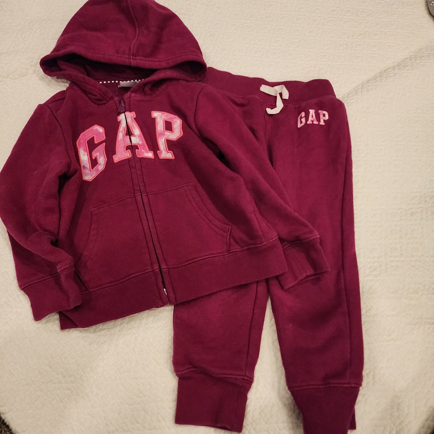 #3A girls Size 3 Gap pink sweat suit