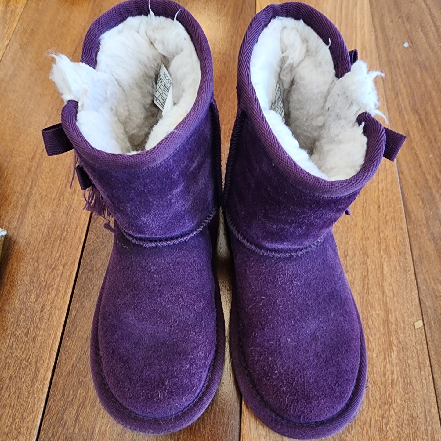 #3A girls Size 9 Ugg Kookaburra boots **REDUCED**