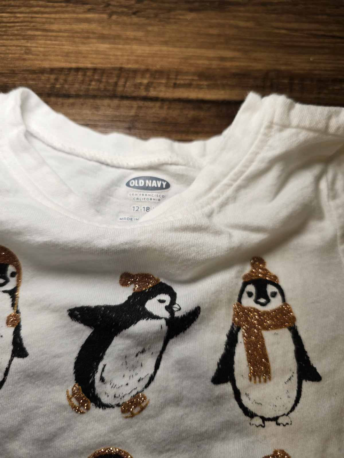 #131 Old Navy penguin long sleeve shirt sz 12-18M