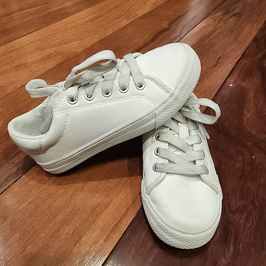 #135 Girls size 12 Childrens Place white gymshoes with silver glitter laces ECU