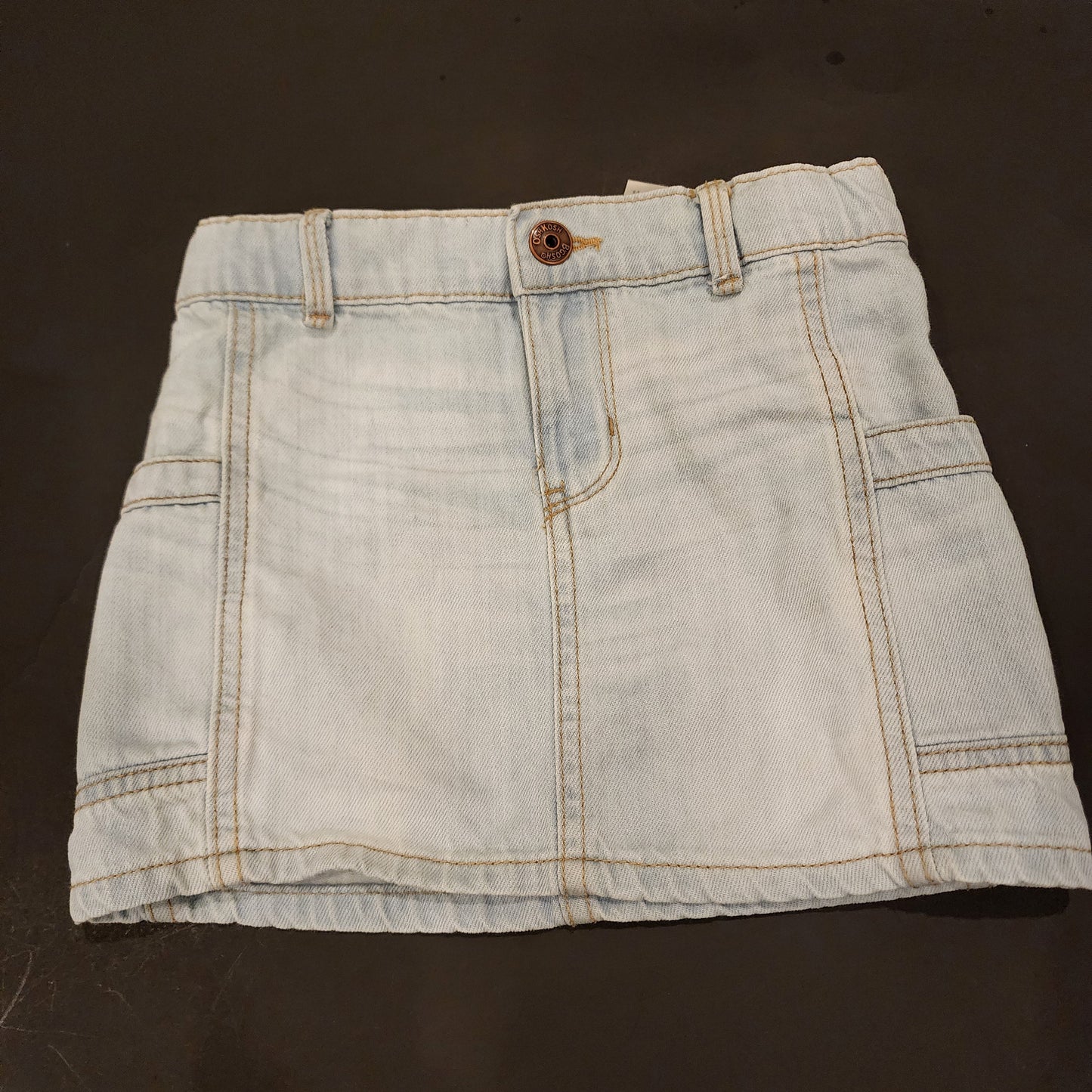 #135 girls size 4 Oshkosh denim skirt with adjustable waist