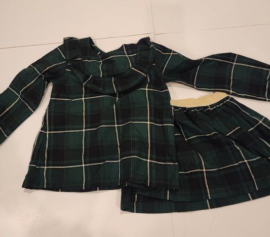 #135 girls size 3T Carters plaid skirt set
