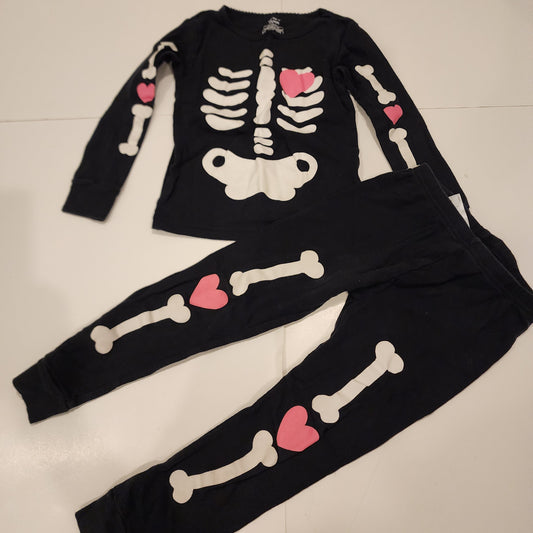 #135 girls size 4T Carters skeleton pajamas