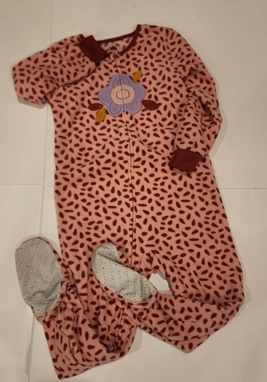 #135 girls size 5T fleece pajamas with feet