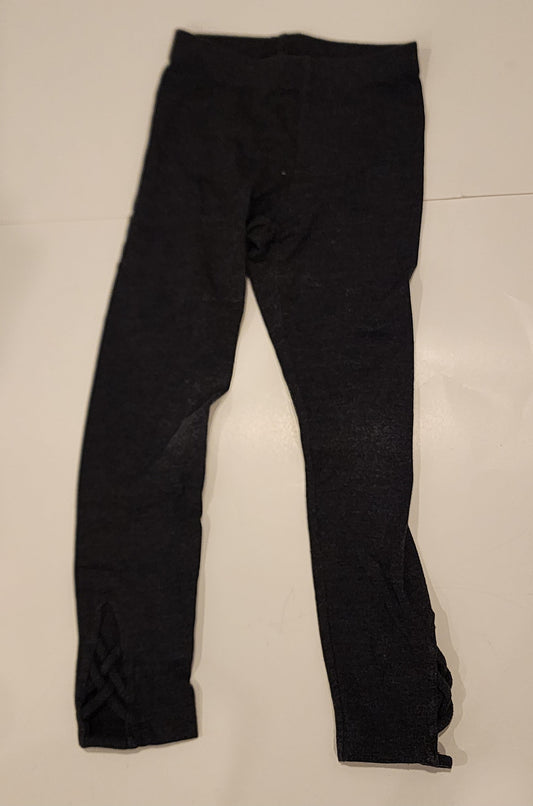 #135 girls size 5 Old Navy gray leggings with ankle cutouts