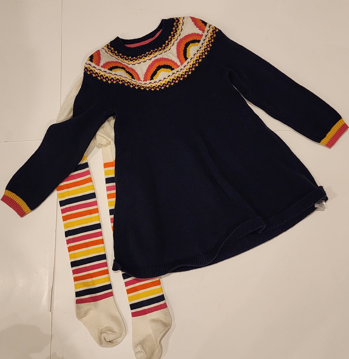 #135 Girls size 5/6 Cynthia Rowley Rainbow sweater dress with matching tights