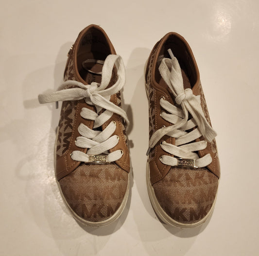 #135 girls size 12 Michael Kors gymshoes GUC