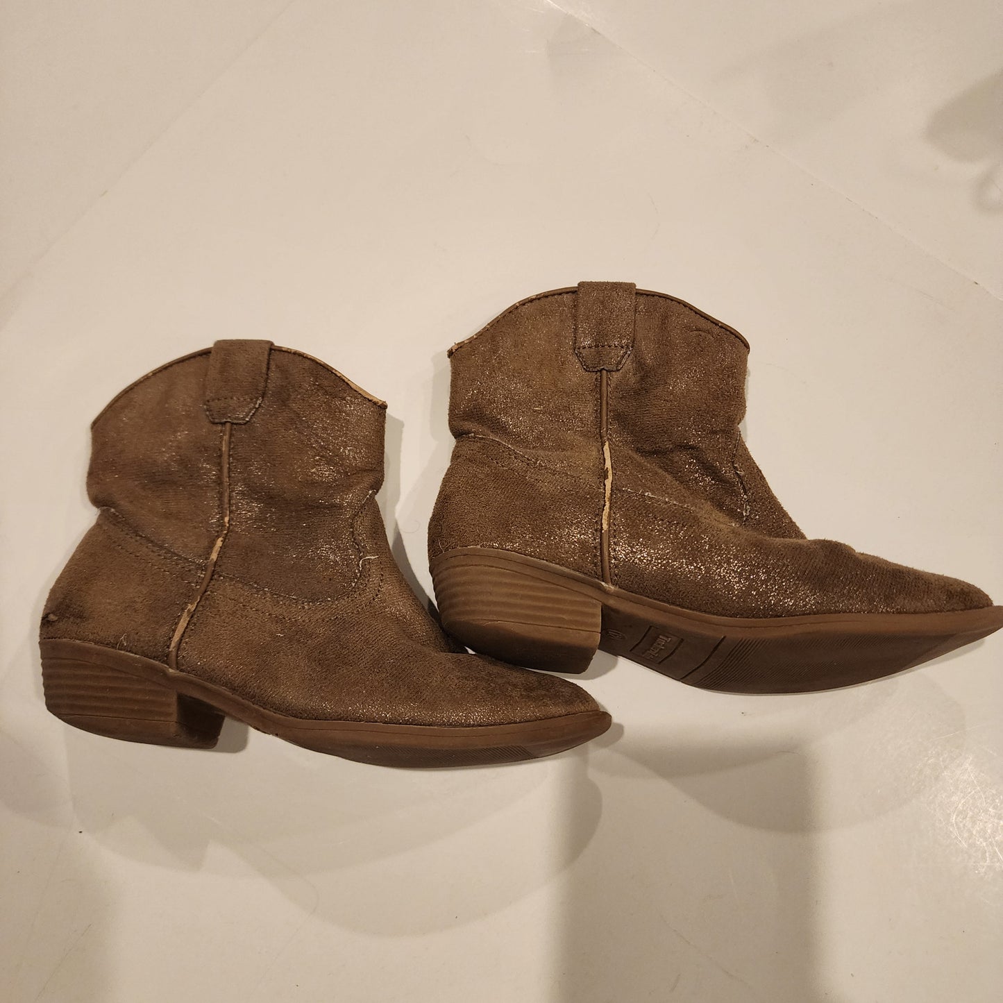 #135 girls size 12 Tucker & Tate brown boots