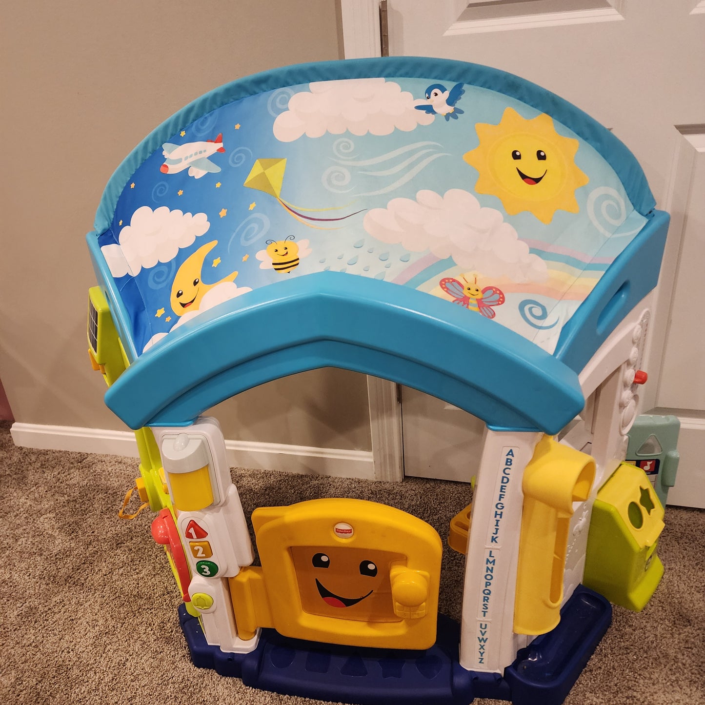 #135 Fisher-Price Laugh & Learn Smart Learning Home playset