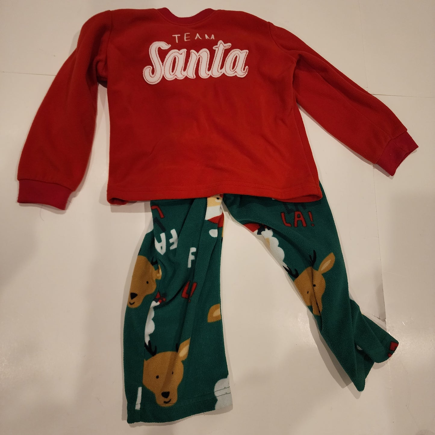 #135 kids size 3T Carter's Christmas Fleece pajamas