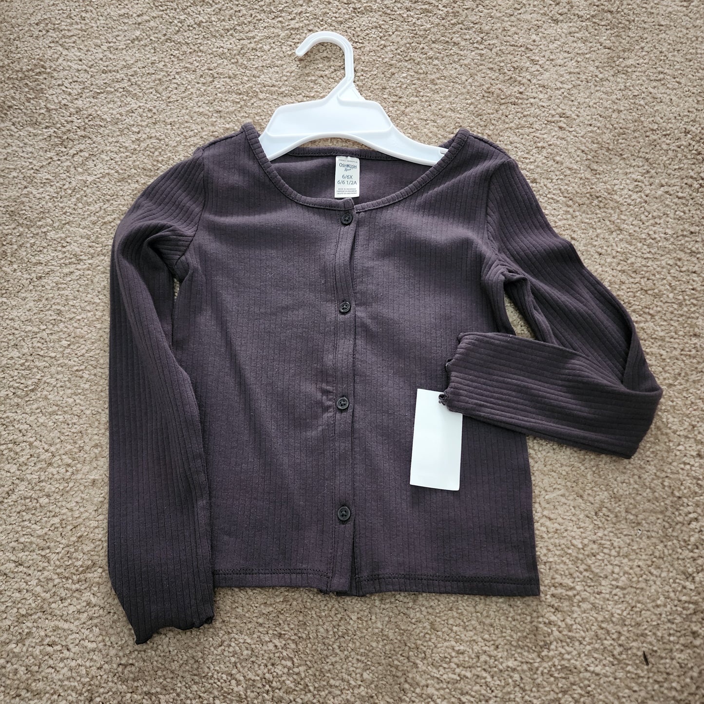 #135 girls Size 6/6x Oshkosh NWT button down knit shirt