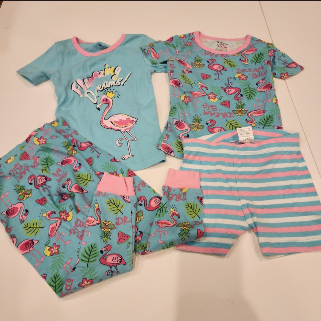 #135 Girls Size 3T Members Mark flamingo pajama bundle