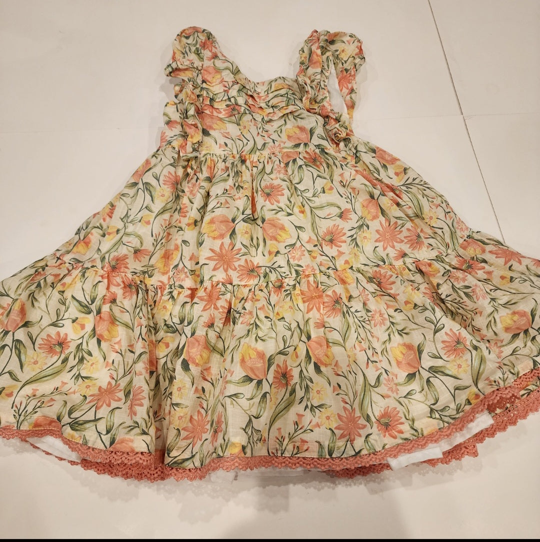#135 girls size 4T Joie floral dress