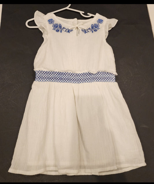 #135 girls size 4 Janie & Jack embroidered dress