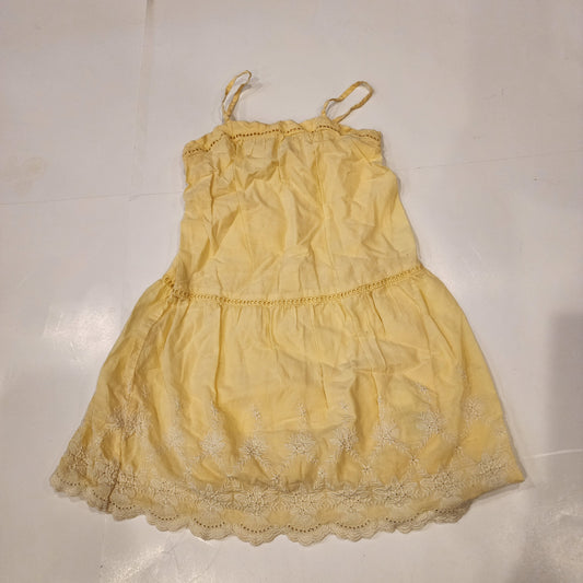#135 girls Size 5 Gap embroidered sundress