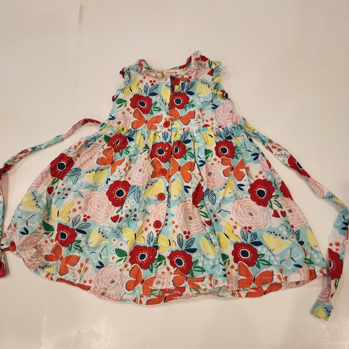 #135 girls Size 5 Sweetdil floral dress