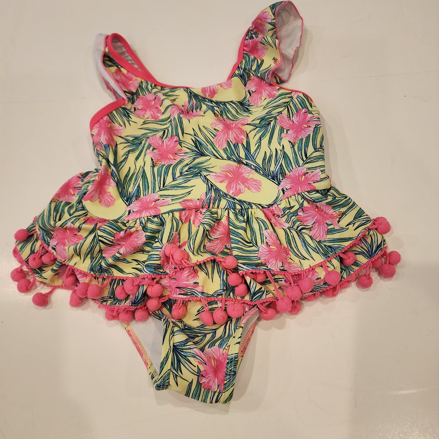 #135 girls size 5 Nicole Miller swim suit