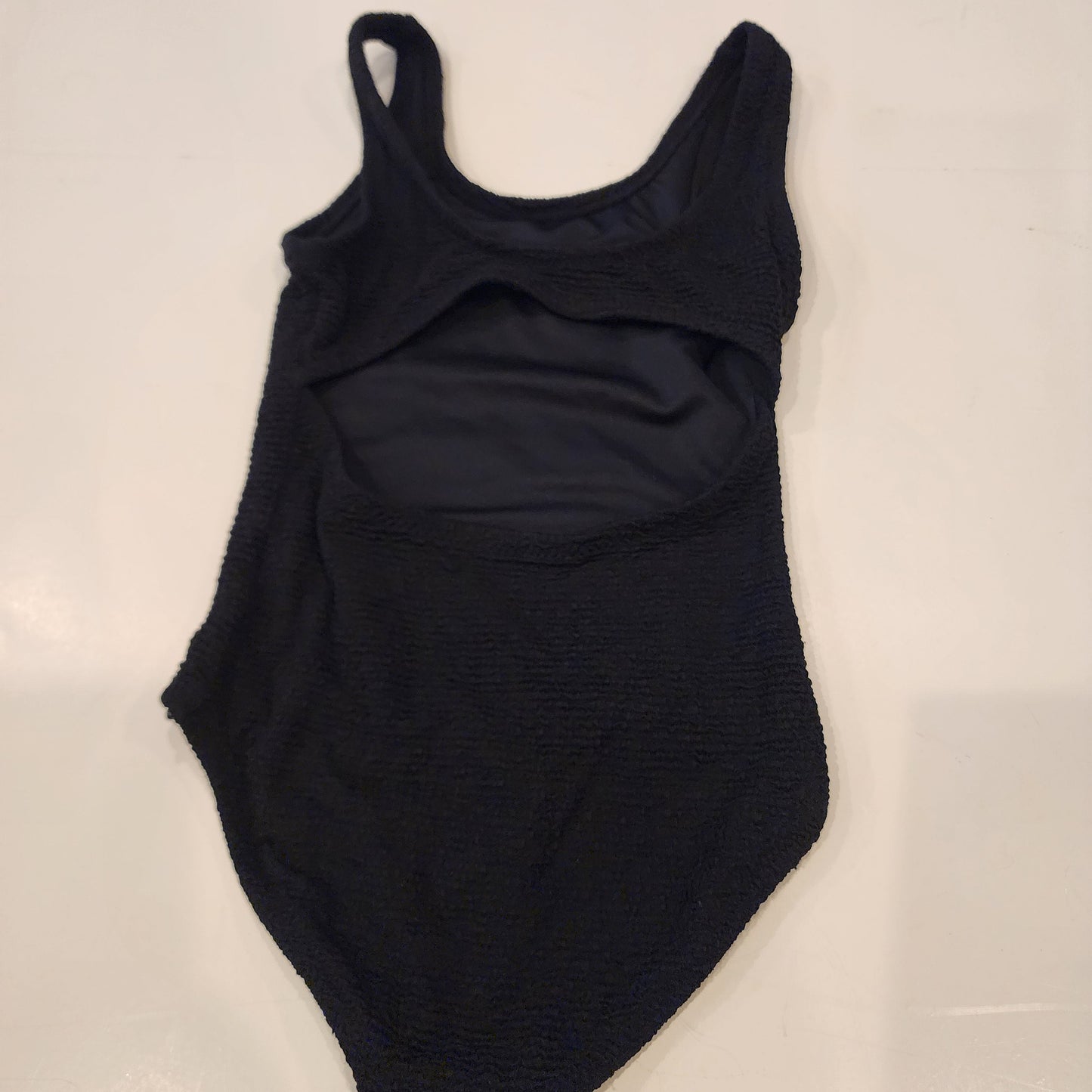 #135 girls size 5 Old Navy bathing suit