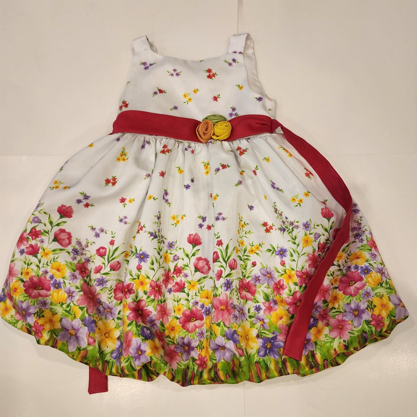 #135 girls size 6 American Princess floral dress