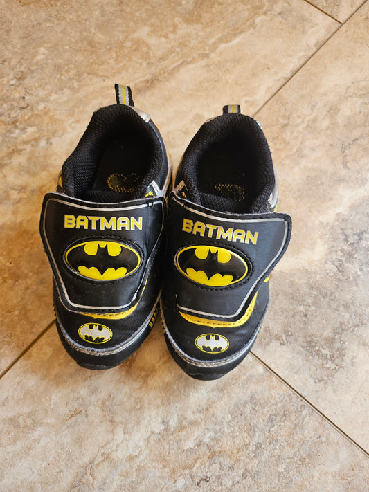 #76A - Batman Toddler 8 Light-Up Shoes