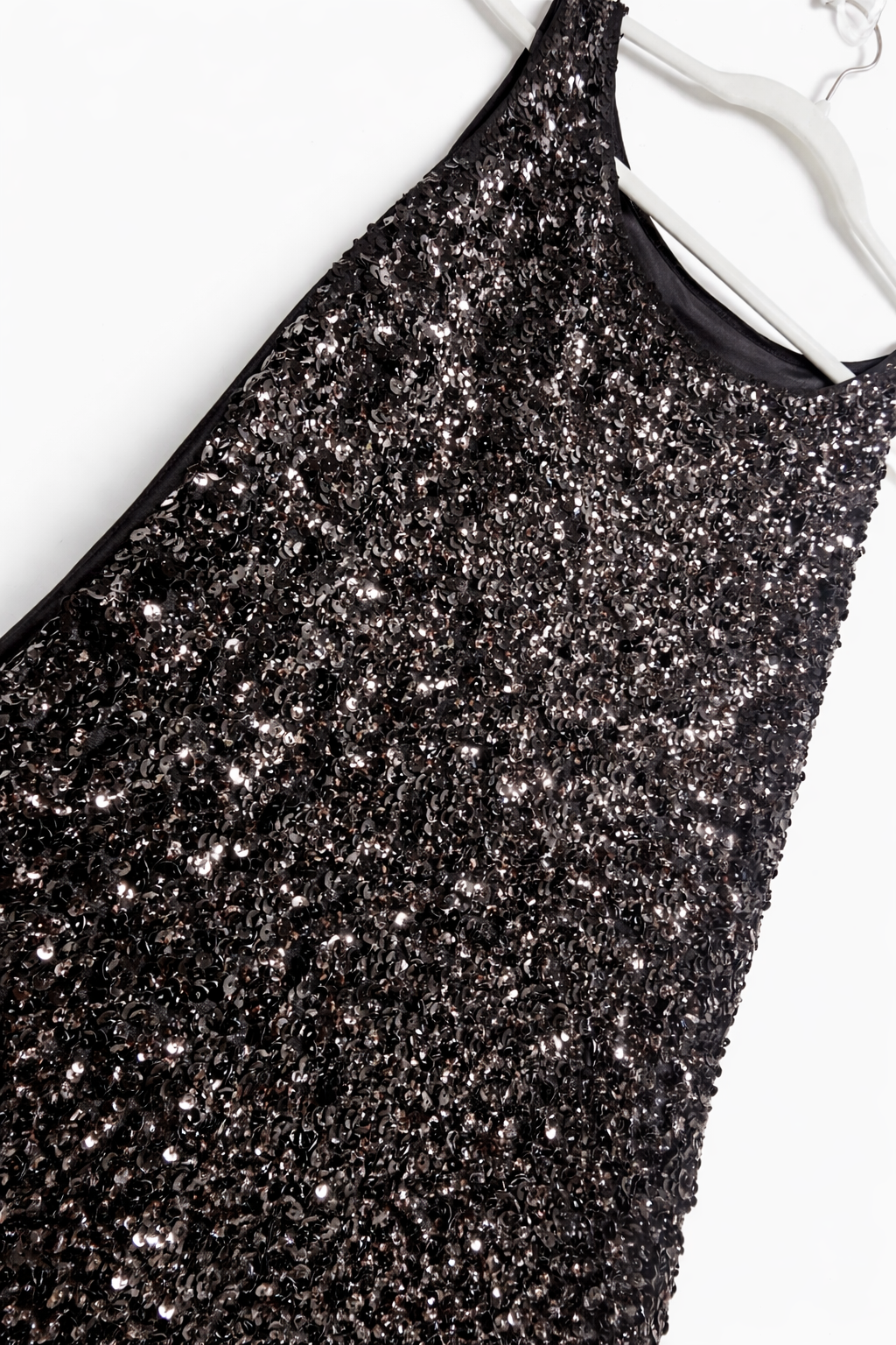 #91 REDUCED Women's XL sleeveless sequined shirt - black EUC
