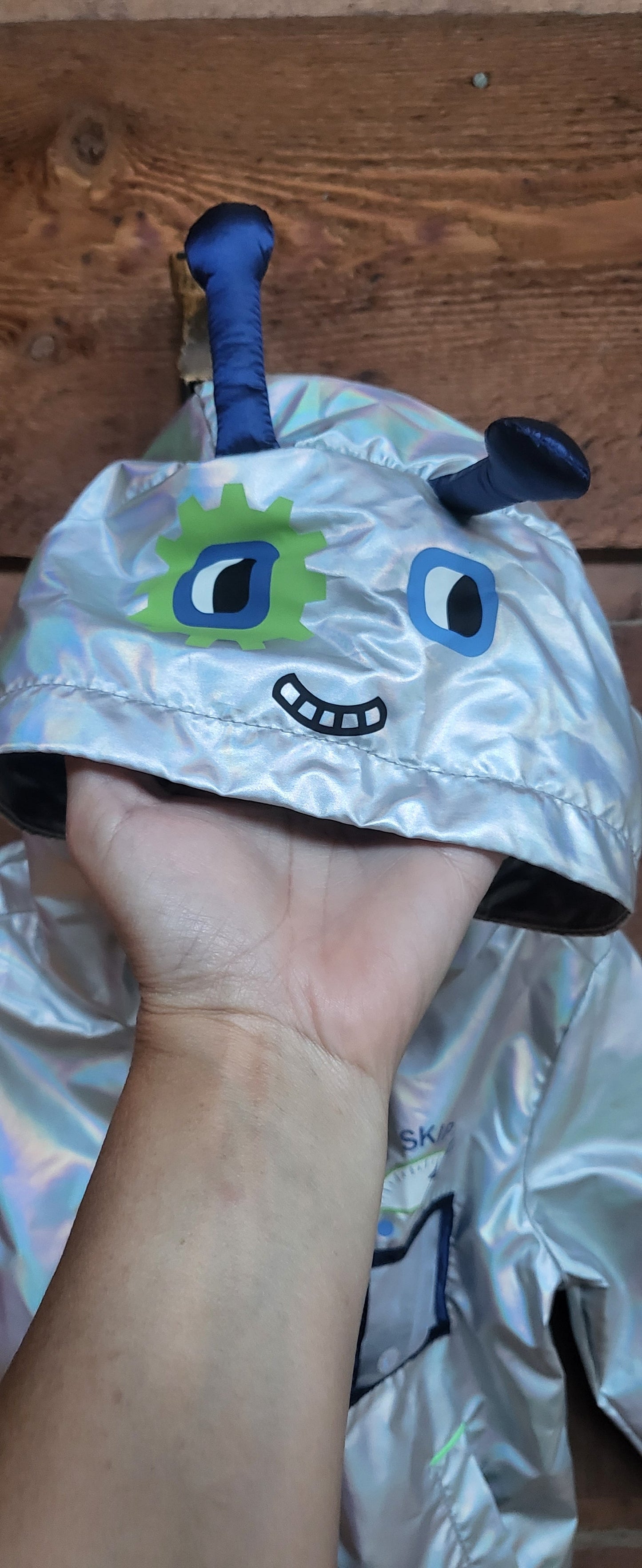 REDUCED: #9--- Boys 2T. NWT Metallic Alien 👽 raincoat