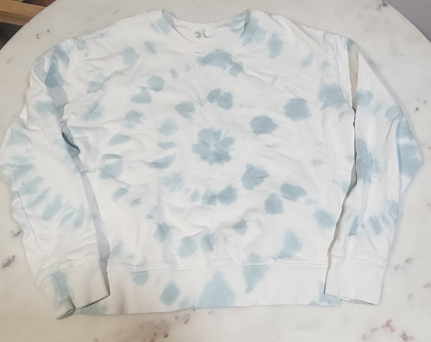 REDUCED: #9--- Women's M. Tie dye sweatshirt