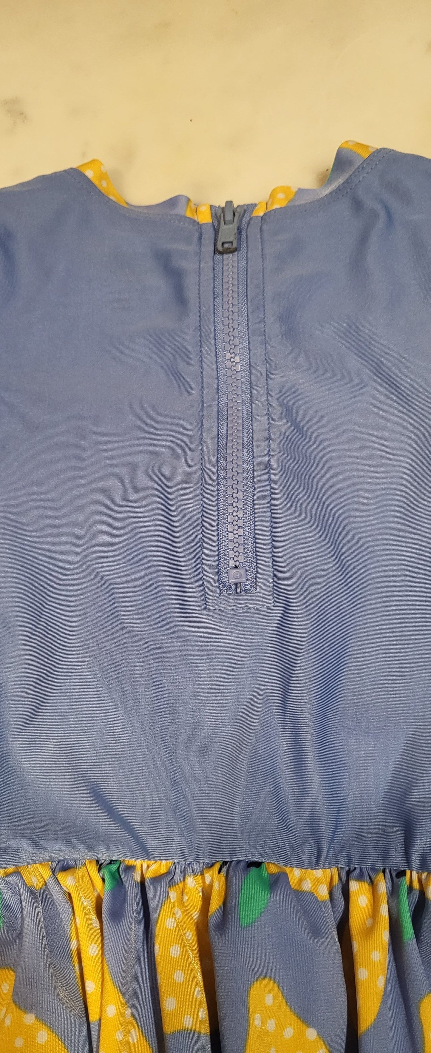 REDUCED: #9--- Girls 5. Cat & Jack rashguard/ swimsuit