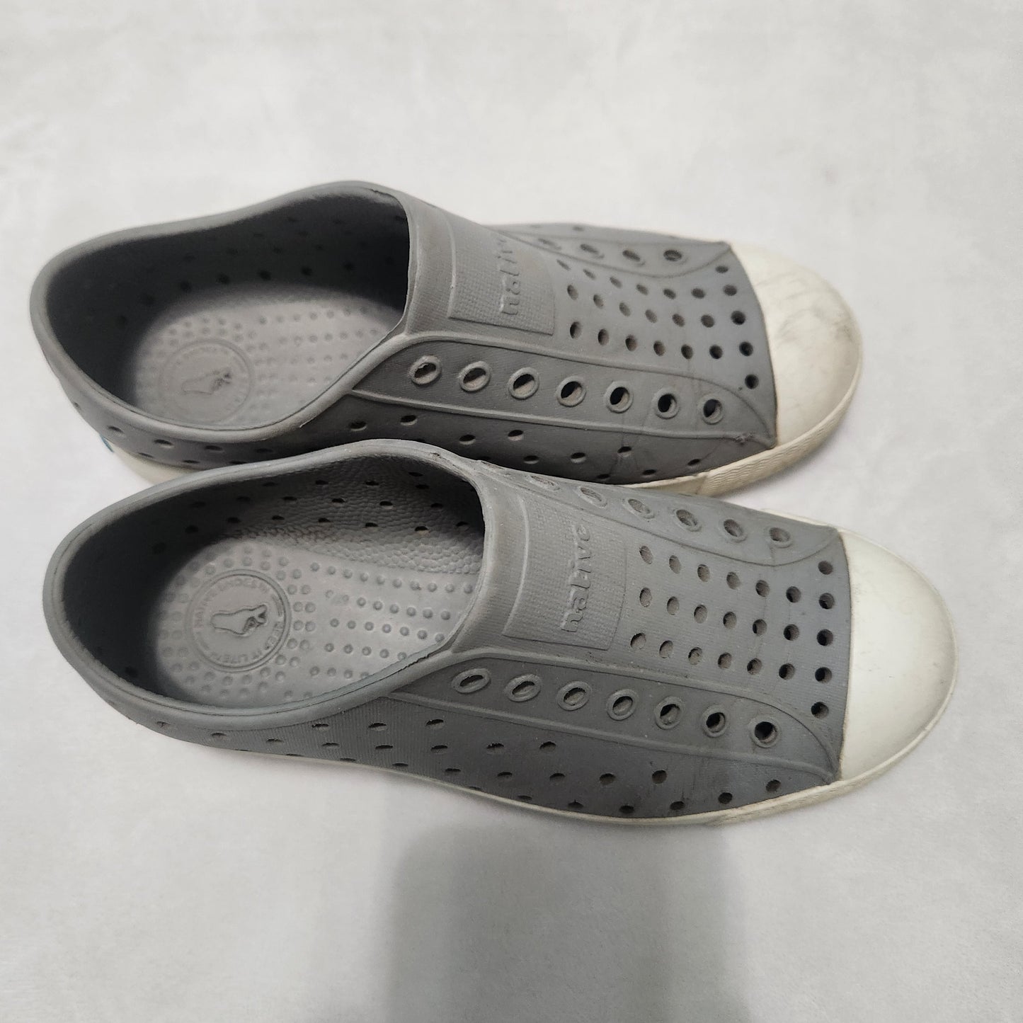 REDUCED #142 Native Jefferson Kids J1 Gray Slip On Shoes
